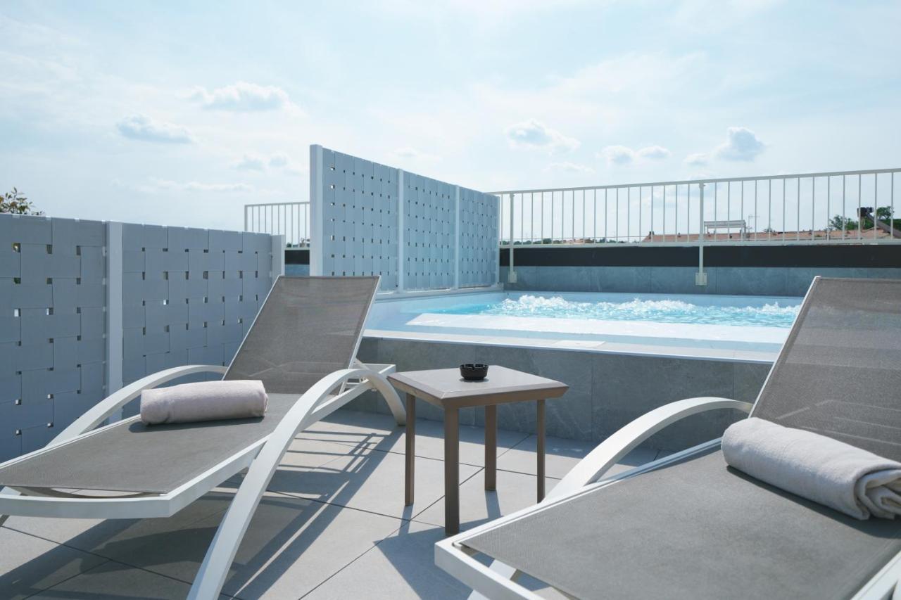 Hotel Palazzo Del Garda & Spa 데센자노델가르다 외부 사진