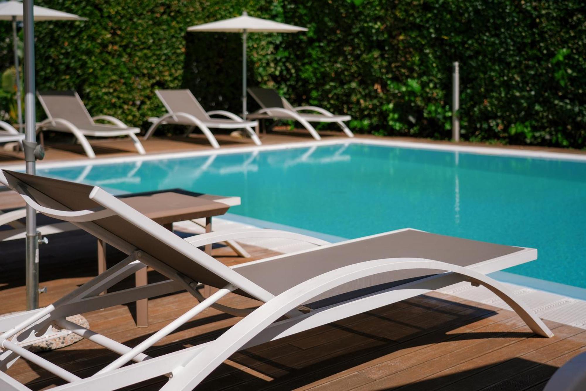 Hotel Palazzo Del Garda & Spa 데센자노델가르다 외부 사진